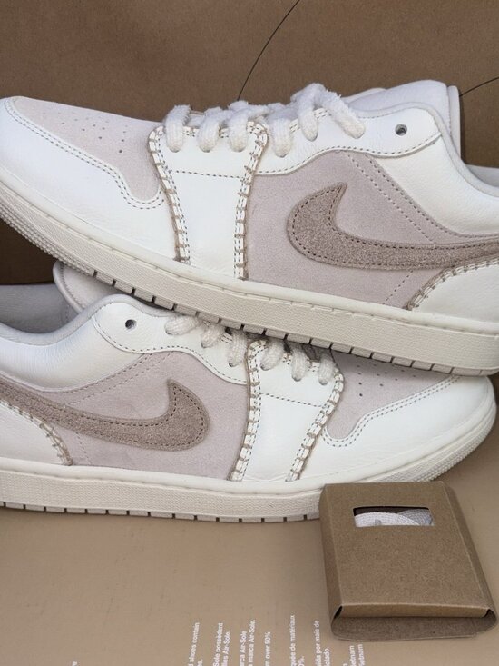 NEW Nike Air Jordan 1 Low SE \